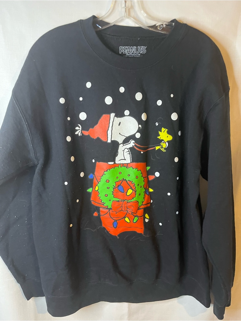 Peanuts Men's Black Snoopy & Woodstock Holiday Crewneck